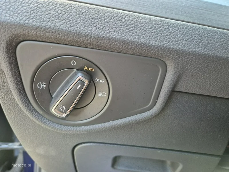 Volkswagen Touran 5T 23