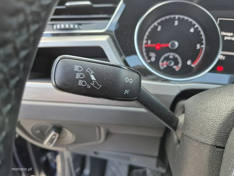 Volkswagen Touran 5T 27