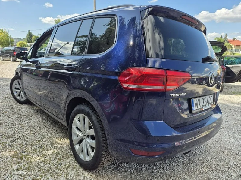 Volkswagen Touran 5T 4