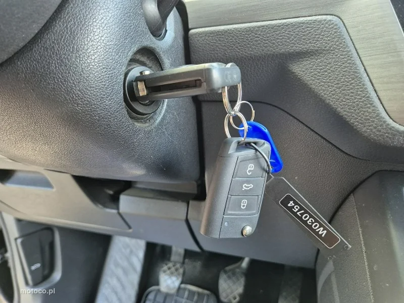 Volkswagen Touran 5T 37