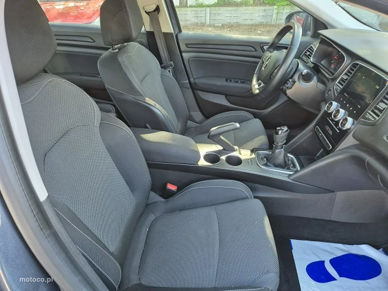 Renault Megane IV 19