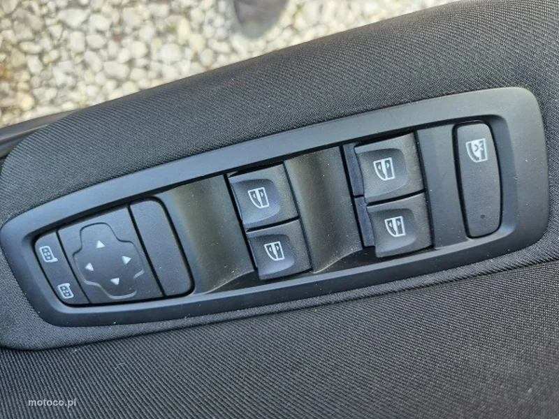 Renault Megane IV 21