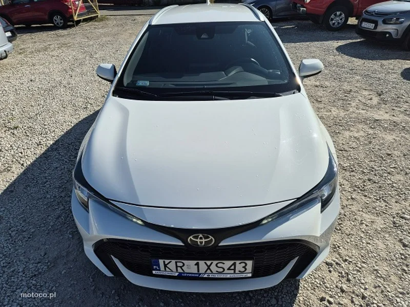 Toyota Corolla E210 13