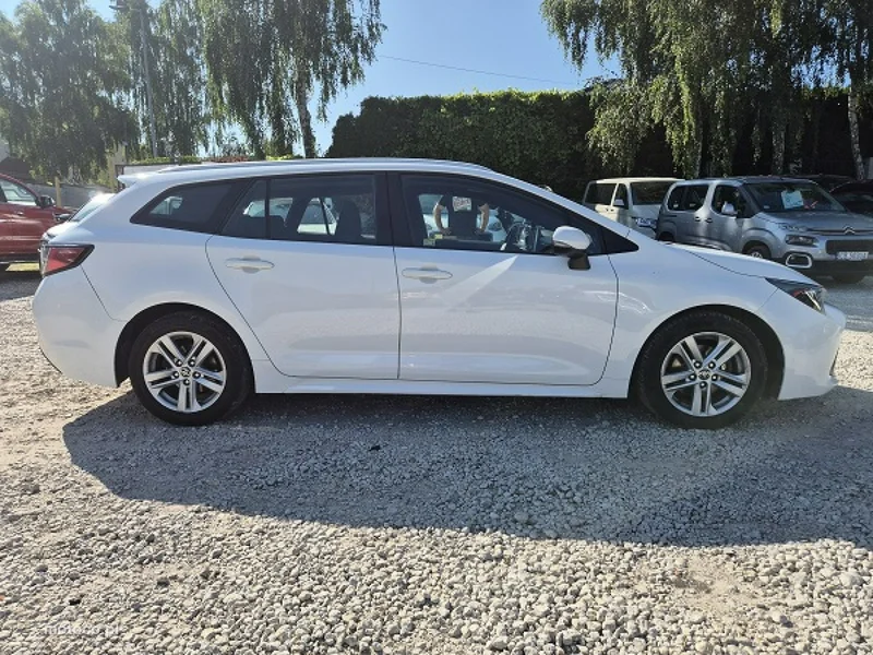 Toyota Corolla E210 16
