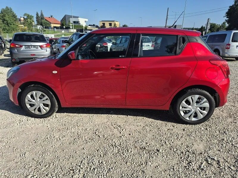 Suzuki Swift 12