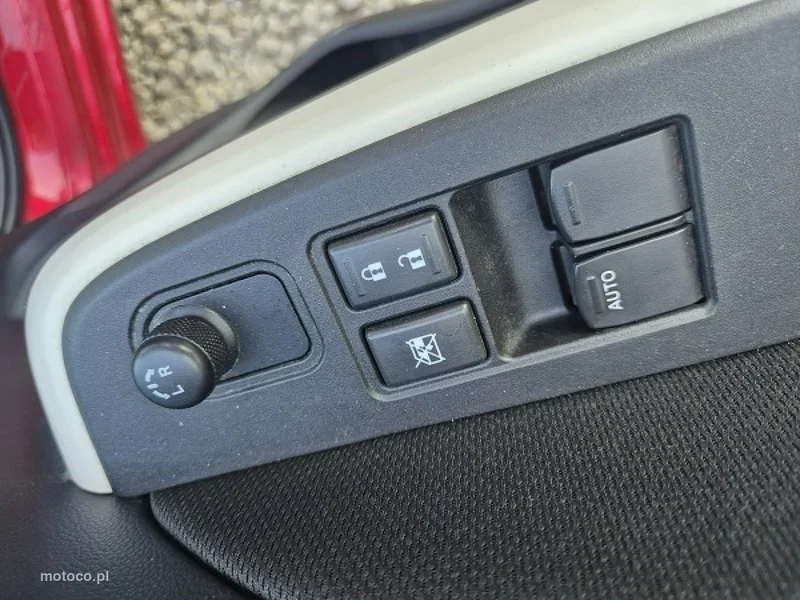 Suzuki Swift 18