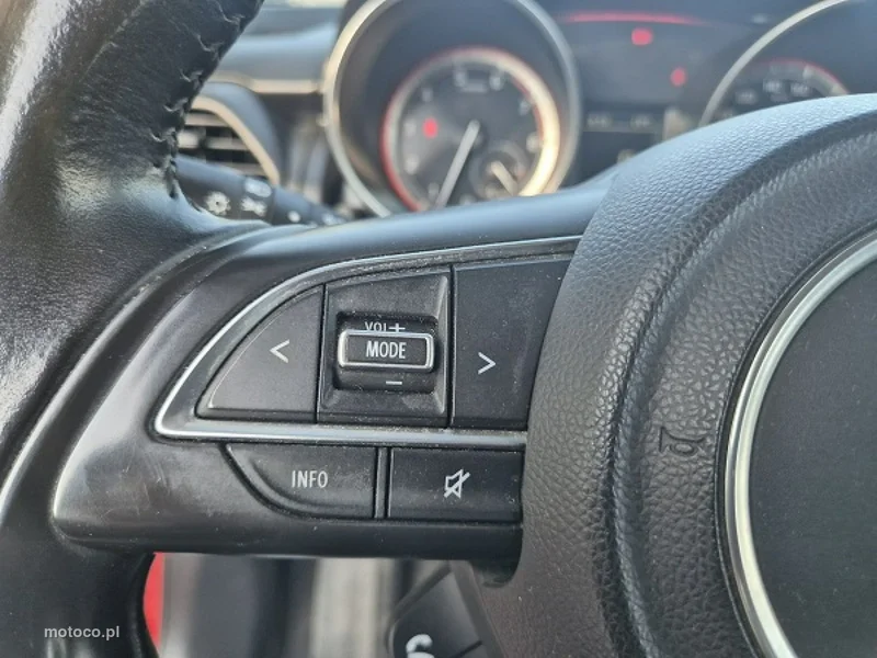 Suzuki Swift 21