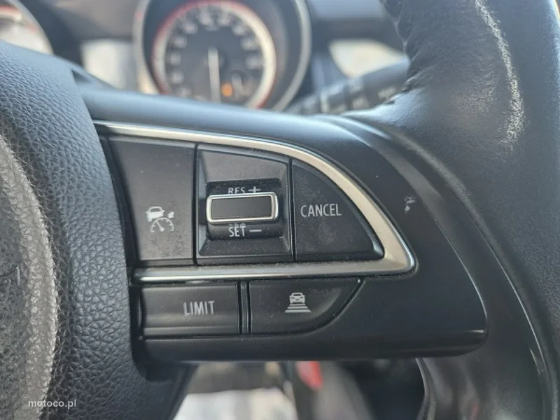 Suzuki Swift 22