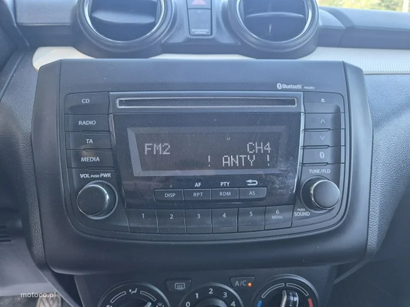 Suzuki Swift 28