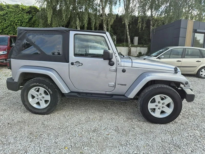Jeep Wrangler 15
