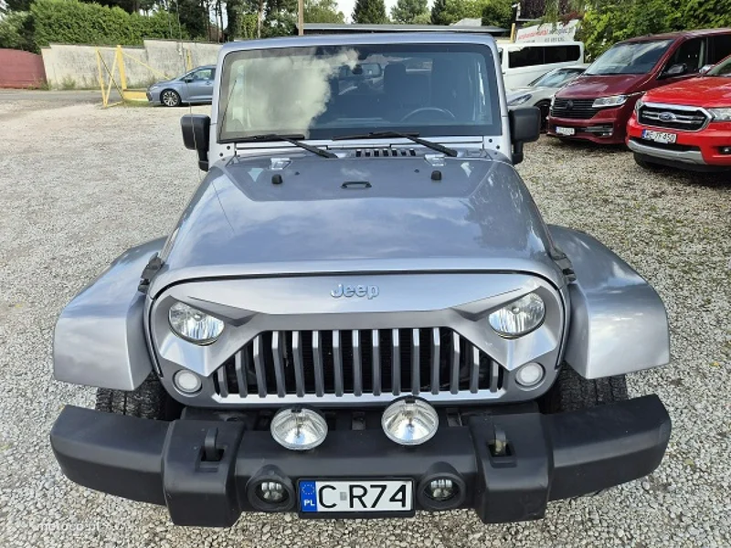 Jeep Wrangler 16