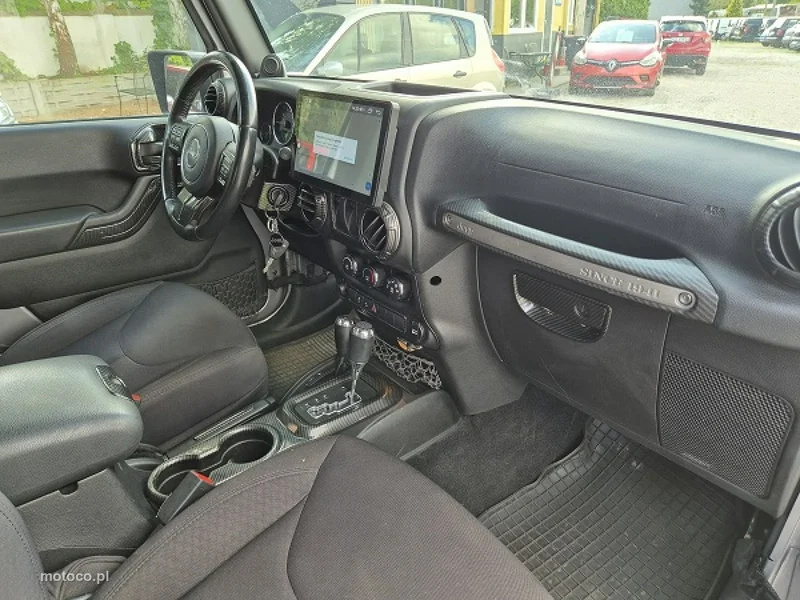 Jeep Wrangler 18