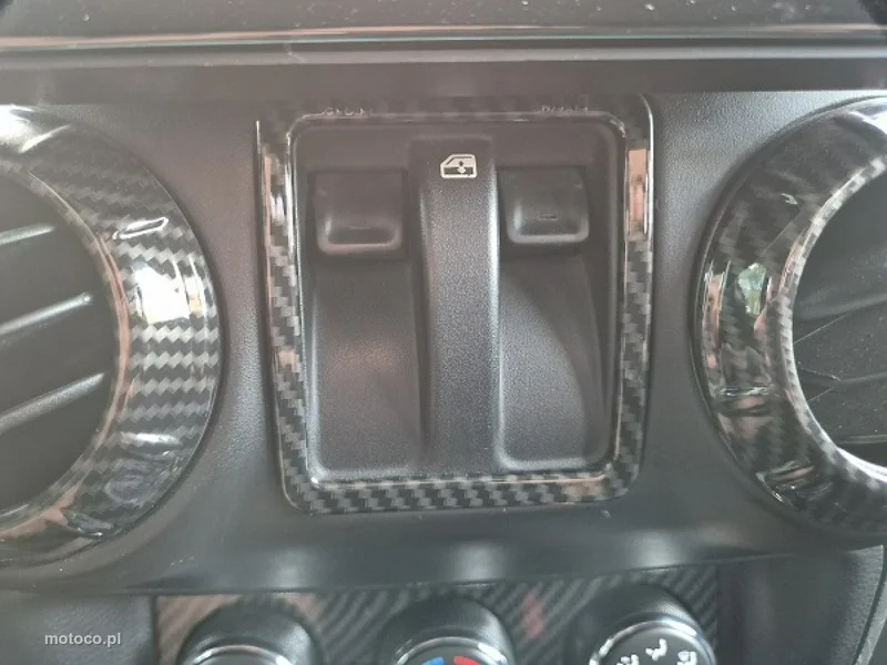 Jeep Wrangler 30