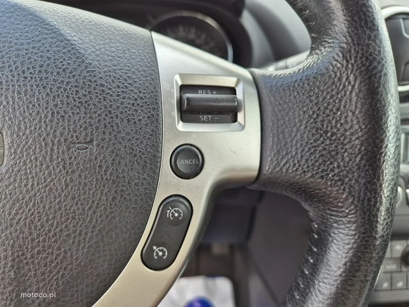Nissan Qashqai 24
