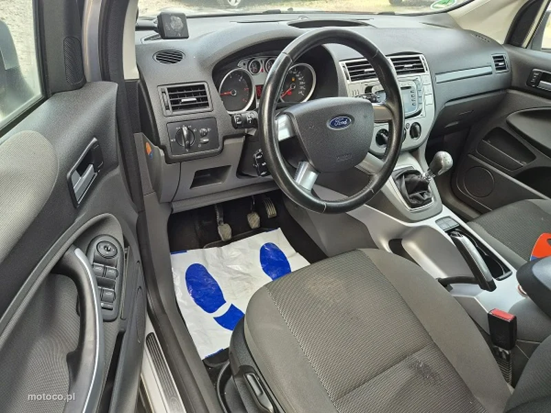 Ford Kuga I 18
