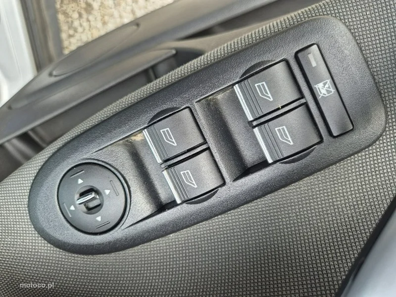 Ford Kuga I 21