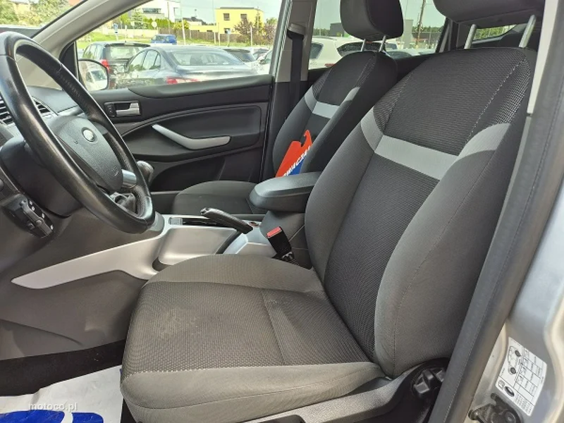 Ford Kuga I 22