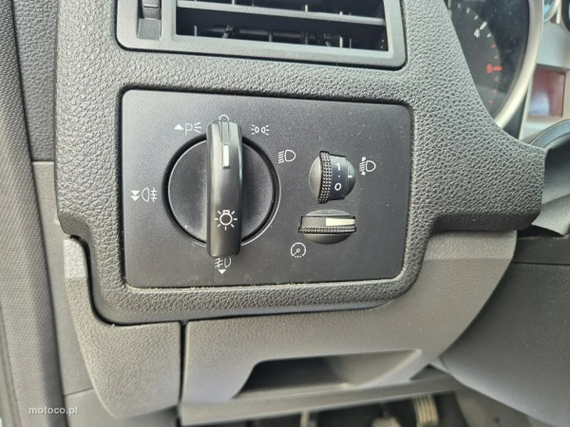 Ford Kuga I 25