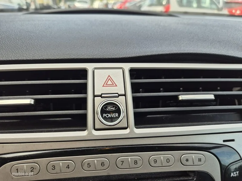 Ford Kuga I 29