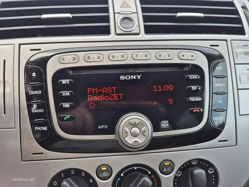 Ford Kuga I 30