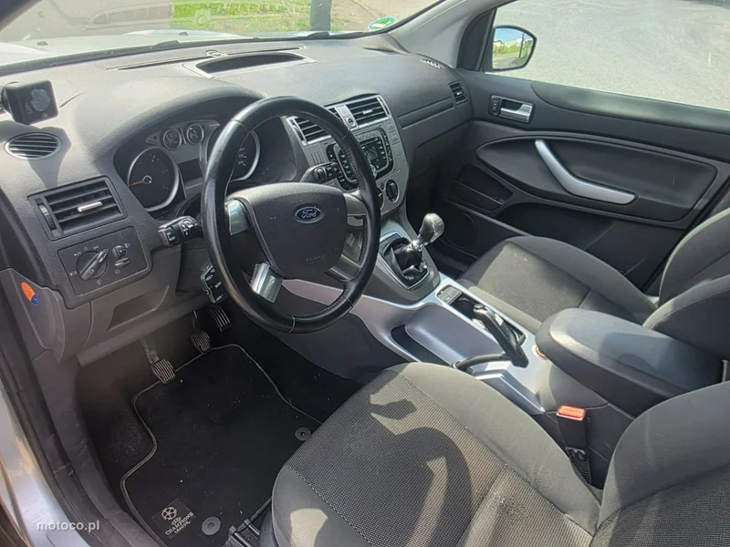Ford Kuga I 5