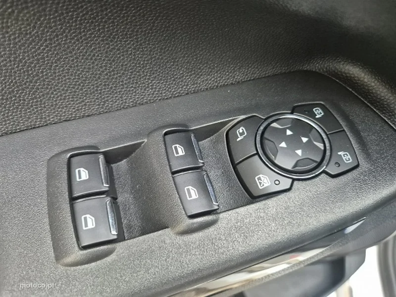 Ford EcoSport 25