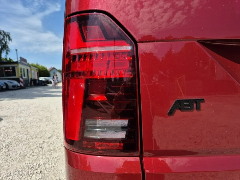 Volkswagen Multivan 17