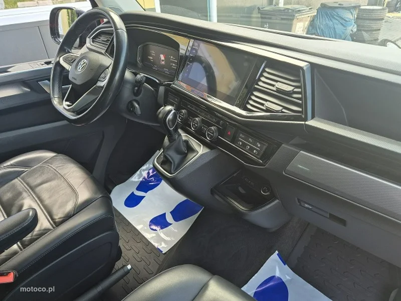 Volkswagen Multivan 25