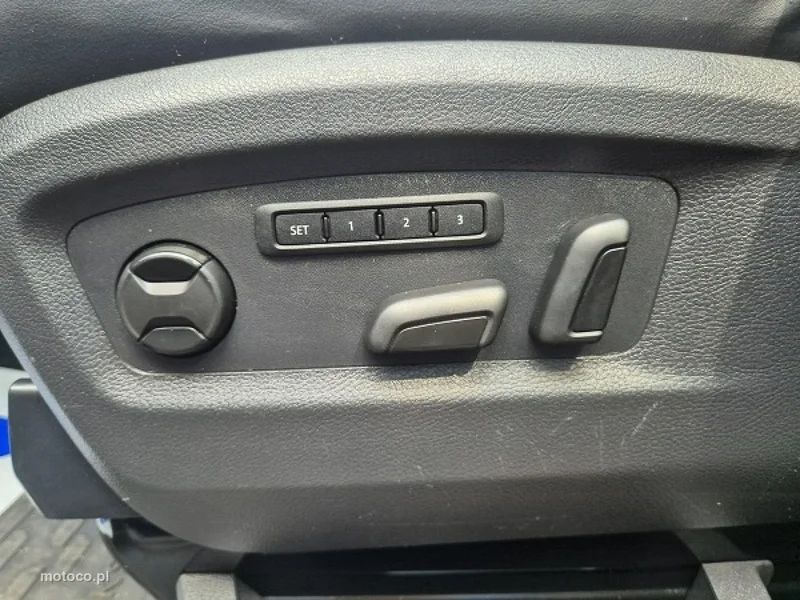 Volkswagen Multivan 31
