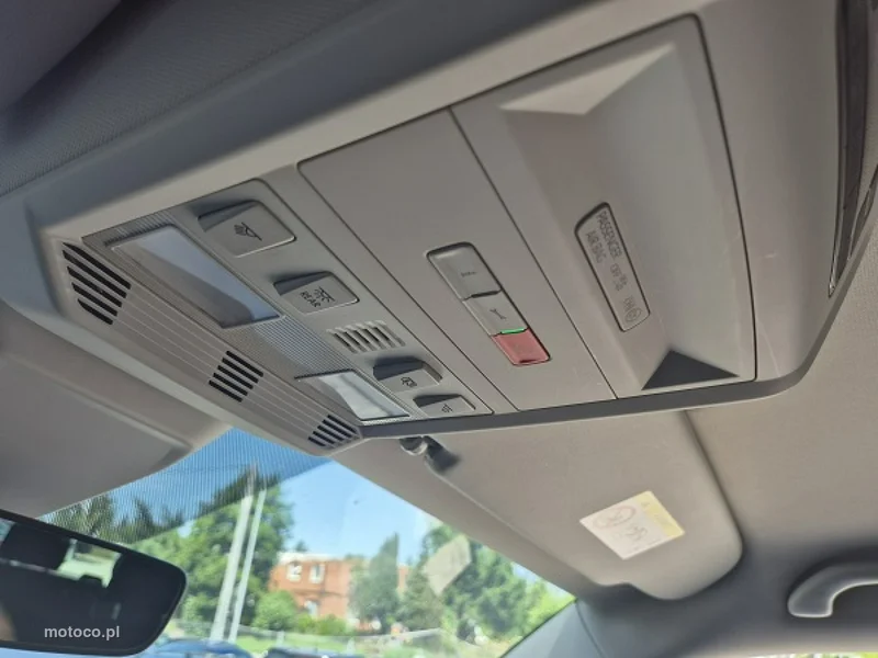 Volkswagen Multivan 51