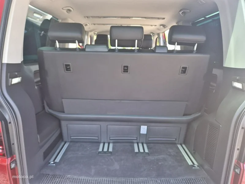 Volkswagen Multivan 61