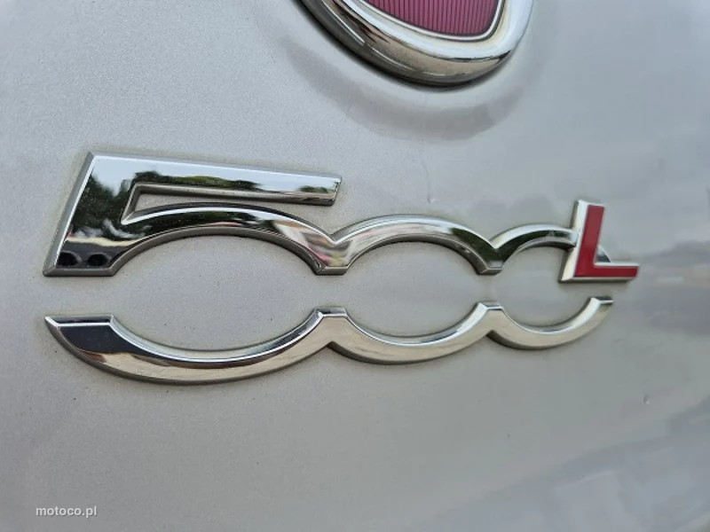 Fiat 500L 13