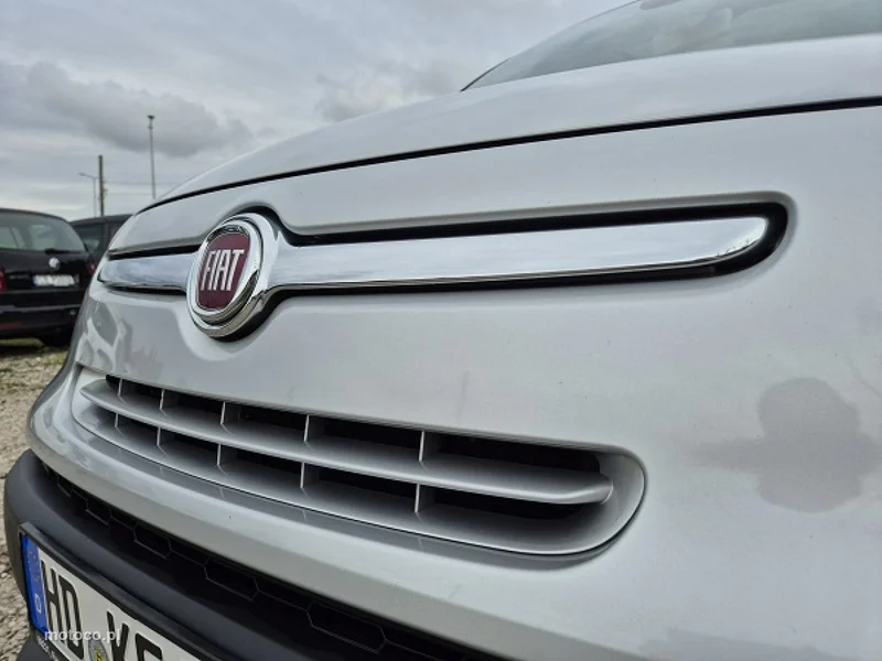 Fiat 500L 9