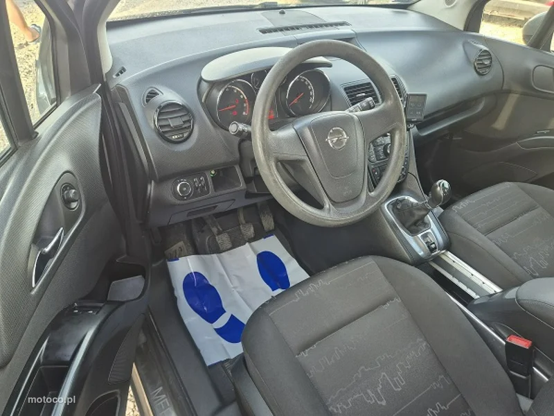 Opel Meriva B 14