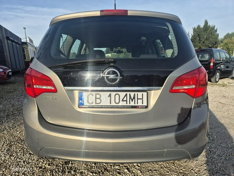 Opel Meriva B 3