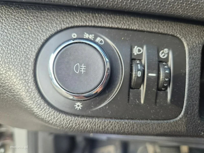 Opel Meriva B 21