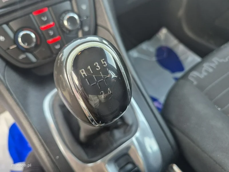 Opel Meriva B 31