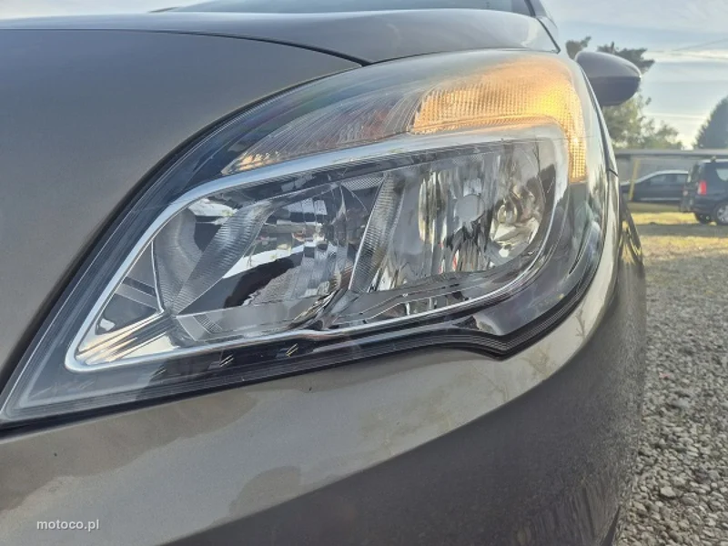 Opel Meriva B 7