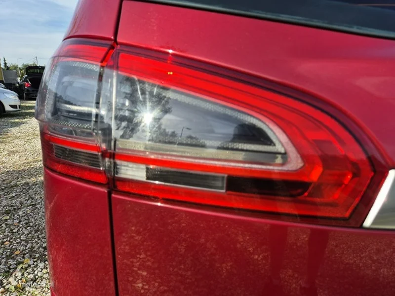 Ford S-Max I 12
