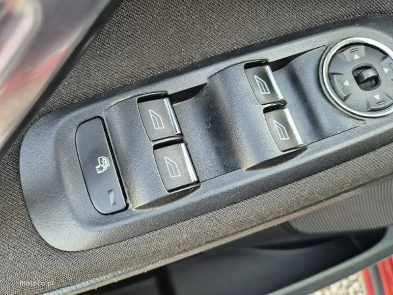 Ford S-Max I 26