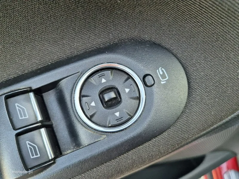 Ford S-Max I 27