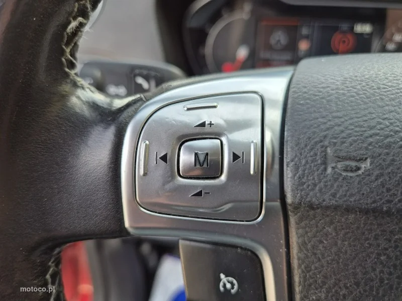 Ford S-Max I 31