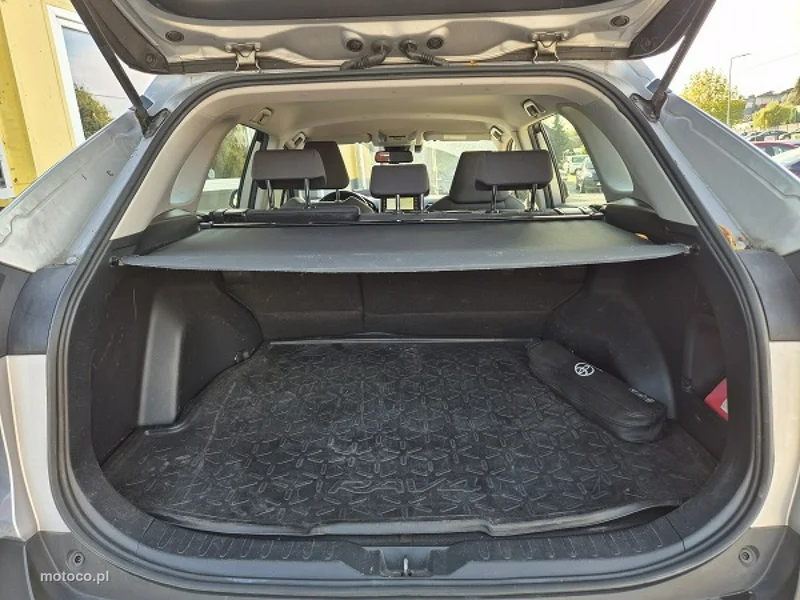 Toyota RAV 4 XA50 22
