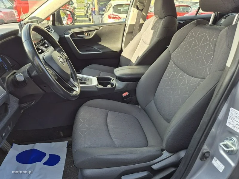 Toyota RAV 4 XA50 24
