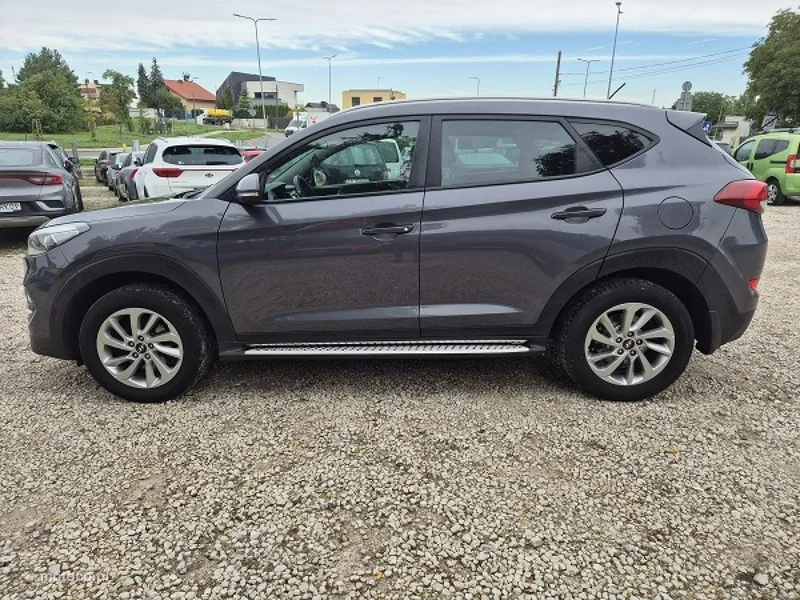 Hyundai TUCSON 13