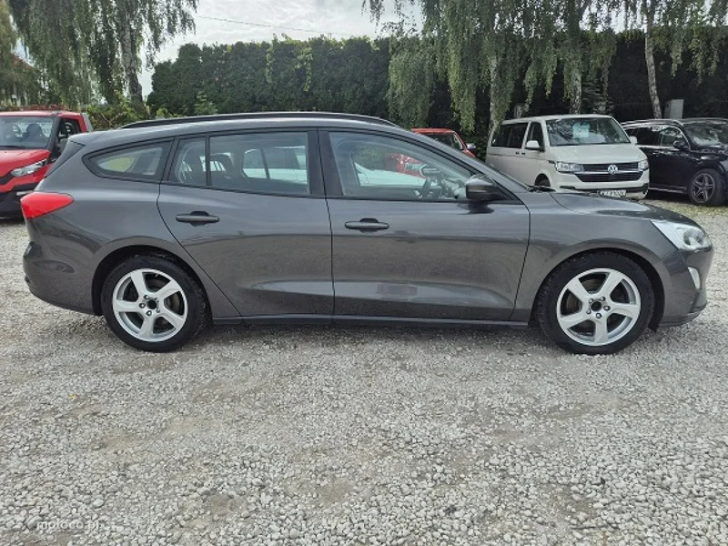 Ford Focus IV 16