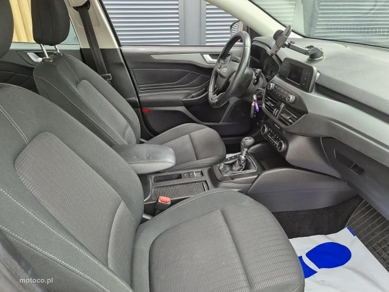 Ford Focus IV 19