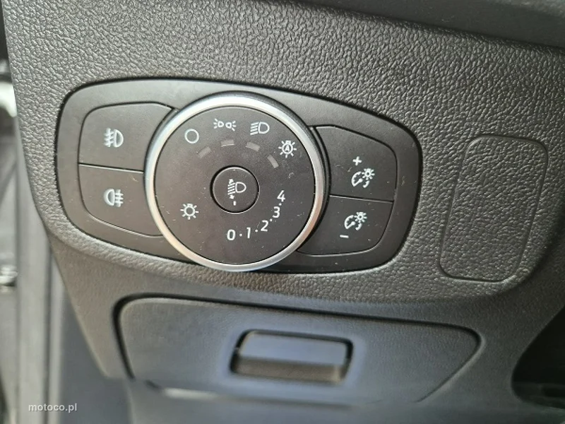 Ford Focus IV 24