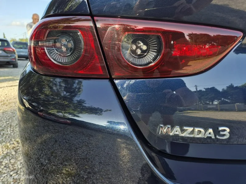 Mazda 3 11