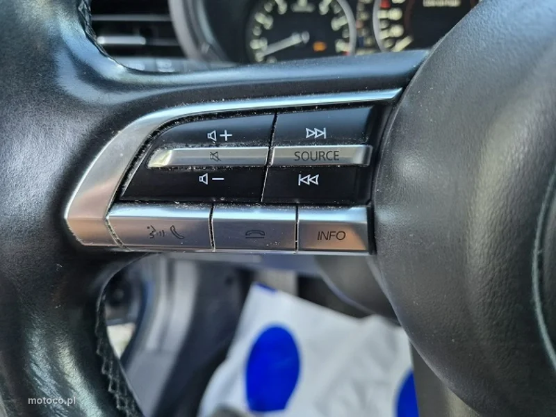 Mazda 3 25